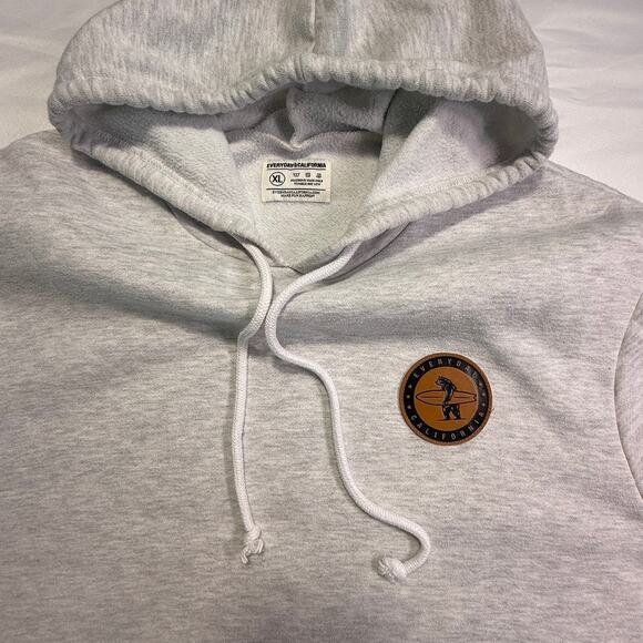 Everyday California Surf Bear Gray Hoodie Men’s XL Fleece Pullover - Picture 8 of 9